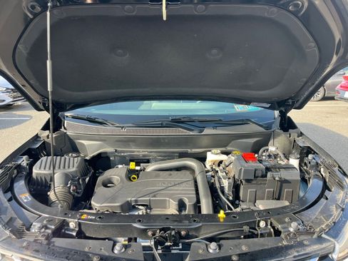 Used 2025 Chevrolet Equinox LT image 32