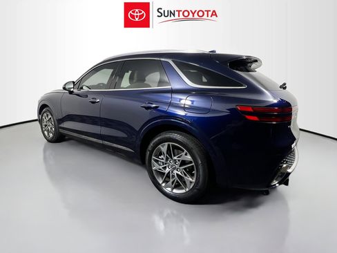 Used 2025 Genesis GV70 2.5T w/ Select Package image 6