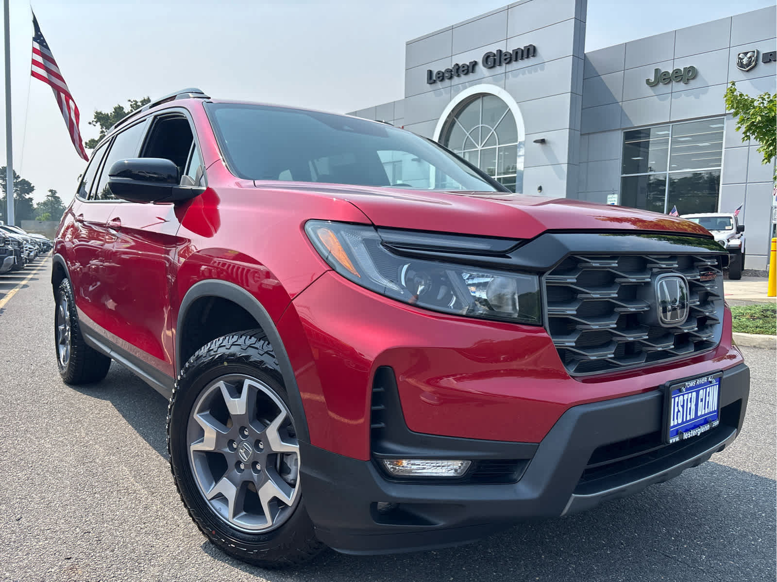 Used 2023 Honda Passport TrailSport image 2