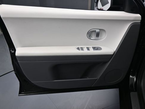 Used 2024 Hyundai Ioniq 5 SEL image 12