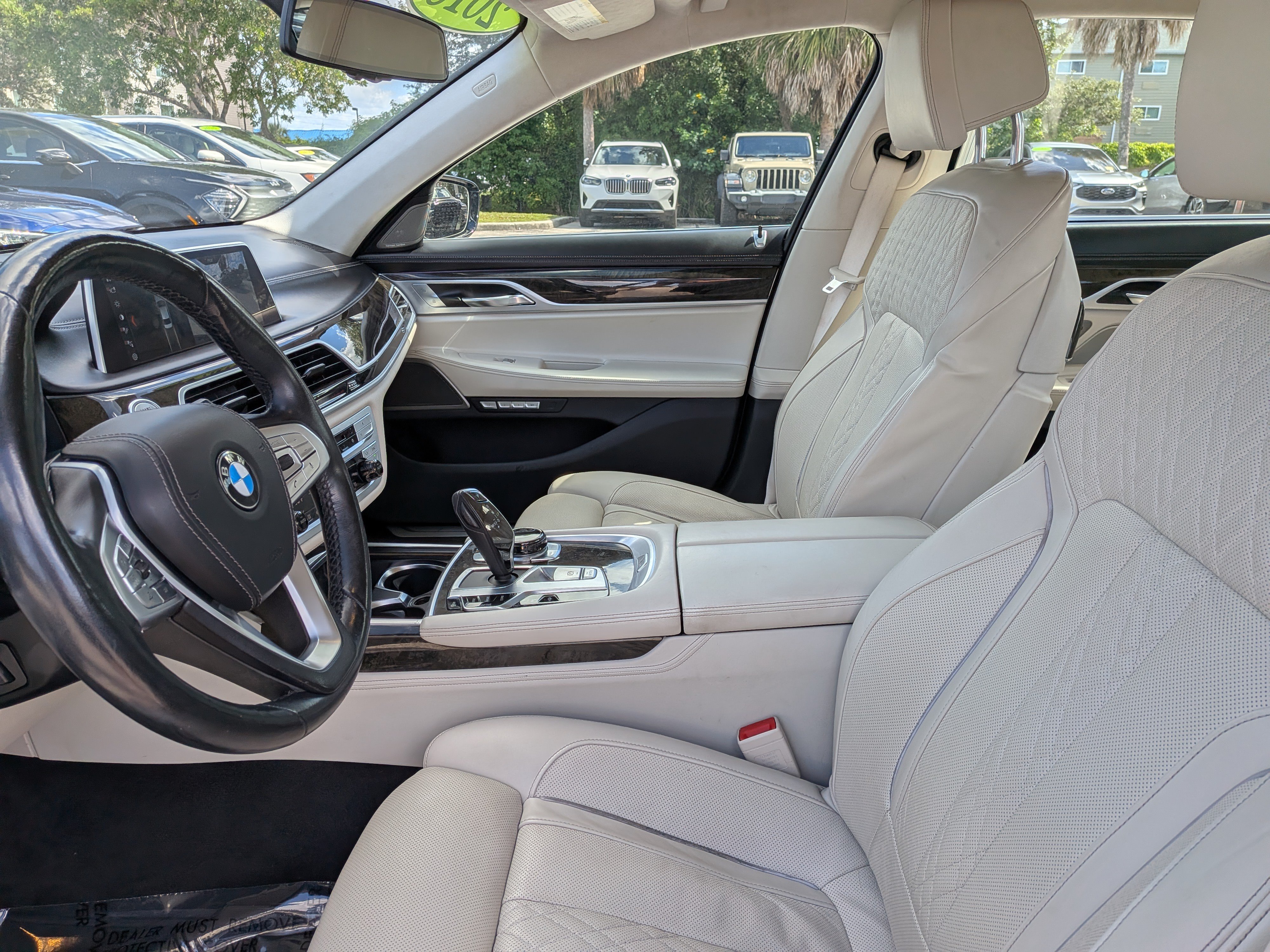 Used 2018 BMW 750i xDrive AWD/4WD image 23