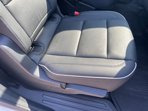 Certified 2025 Buick Enclave Avenir w/ Super Cruise Package image 40