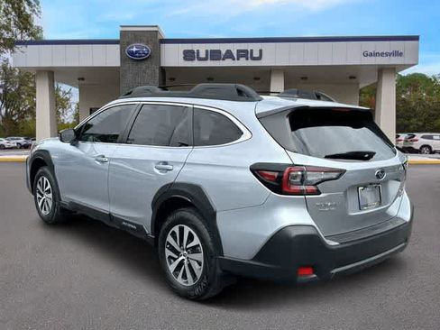 Certified 2025 Subaru Outback Premium AWD/4WD image 4