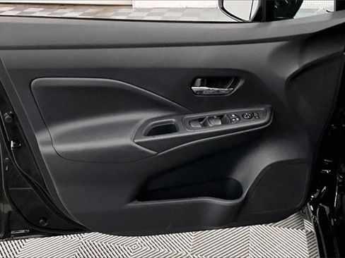 New 2025 Nissan Versa SV w/ Trunk Package image 26