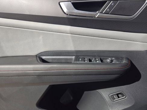New 2026 Volkswagen Atlas Peak Edition AWD/4WD image 18