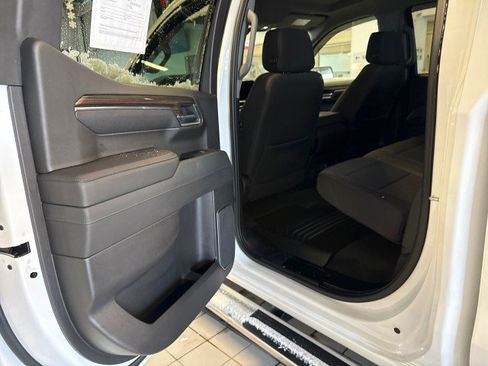 Used 2023 Chevrolet Silverado 1500 LT image 23