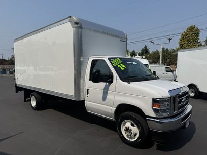 Used 2024 Ford E-450 and Econoline 450 Super Duty w/ Power Windows & Locks Group