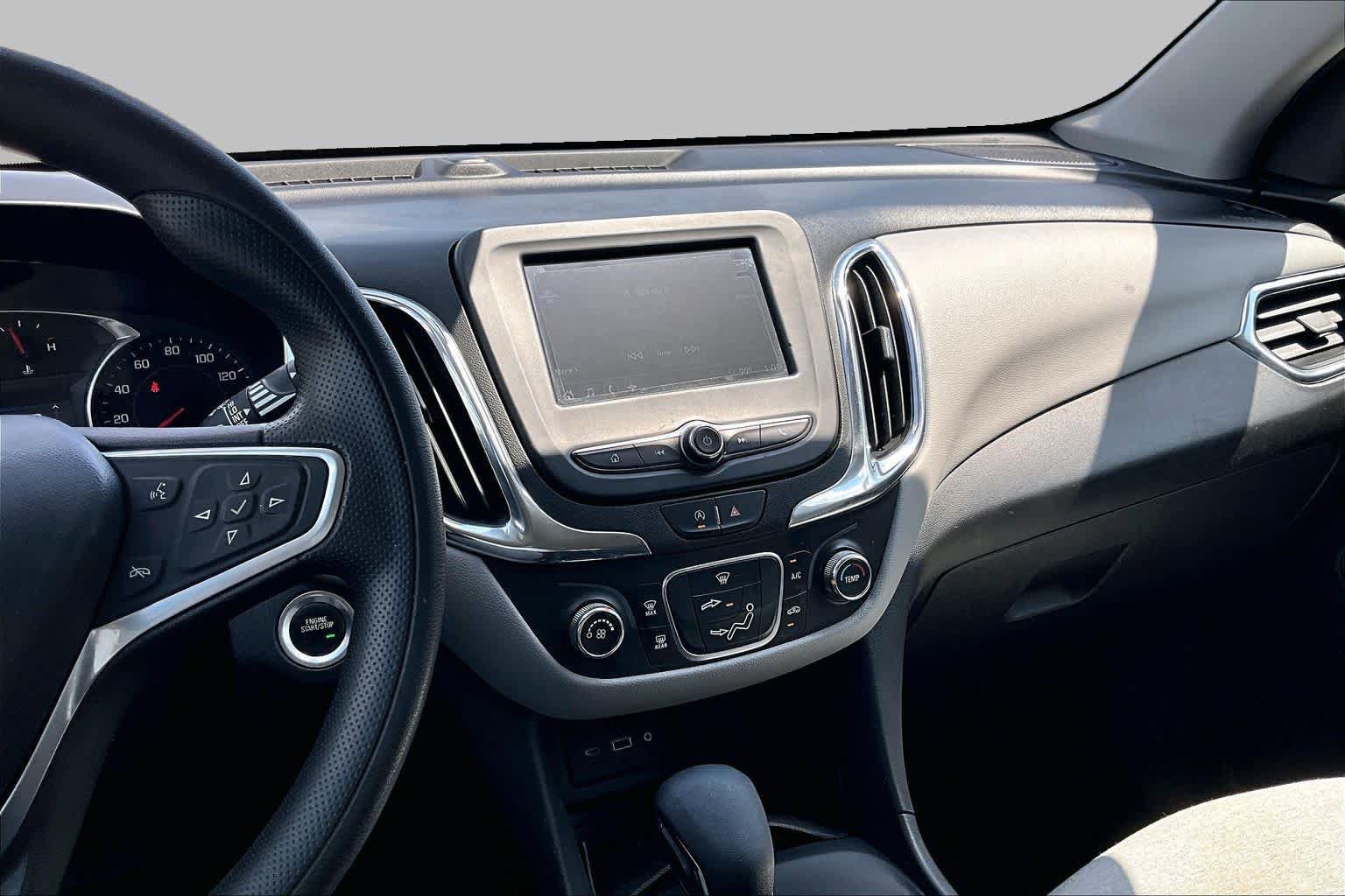 Used 2023 Chevrolet Equinox LT AWD/4WD image 13