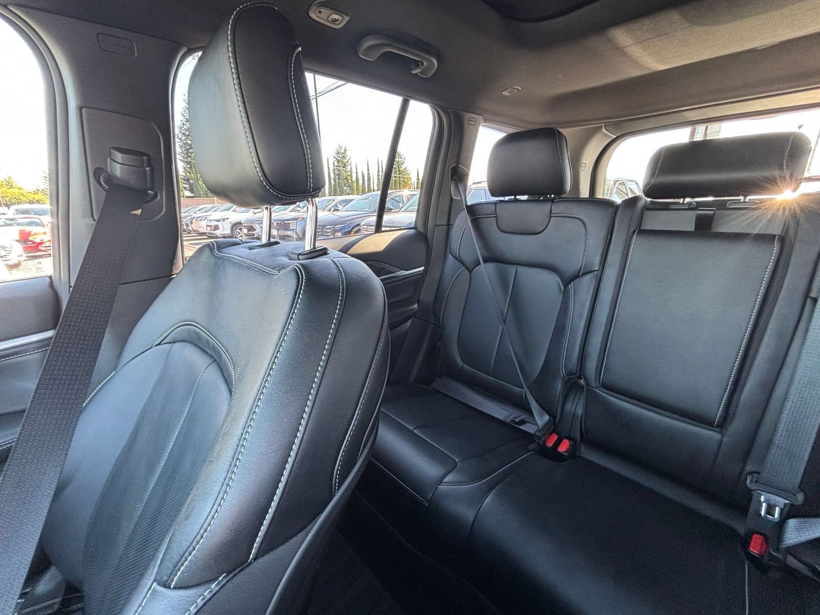 Used 2026 Jeep Grand Cherokee Limited AWD/4WD image 42
