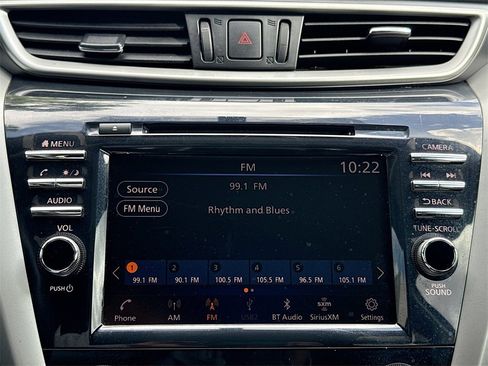 Used 2019 Nissan Murano S image 13