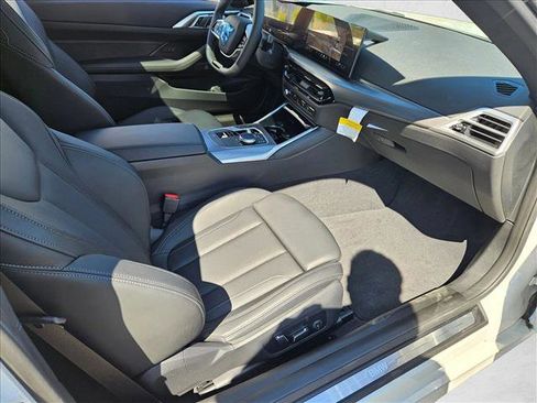 Used 2026 BMW 430i Coupe w/ Parking Assistance Package image 20