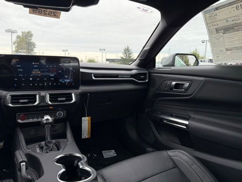 New 2025 Ford Mustang GT Premium w/ GT Performance Package image 27