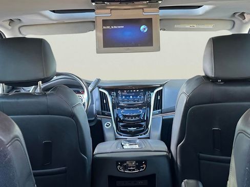 Used 2020 Cadillac Escalade Luxury image 58