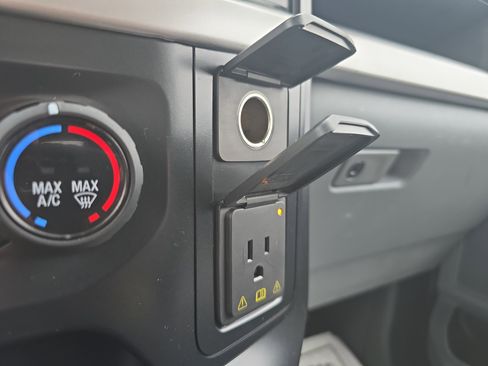 Used 2022 Ford F150 XL w/ Trailer Tow Package image 32