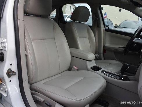 Used 2013 Chevrolet Impala LTZ FWD image 13