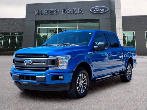 Used 2020 Ford F150 XLT w/ Equipment Group 302A Luxury AWD/4WD image 3