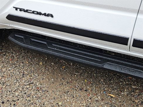 New 2025 Toyota Tacoma 4x4 Double Cab Hybrid image 8