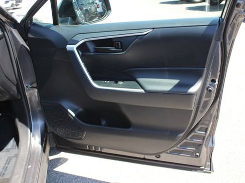 Used 2024 Toyota RAV4 LE AWD/4WD image 31