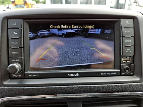 Used 2019 Dodge Grand Caravan SXT image 41