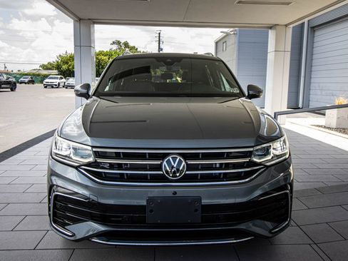 Used 2022 Volkswagen Tiguan SEL R-Line AWD/4WD image 9