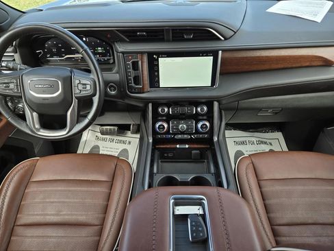 Used 2023 GMC Yukon XL Denali Ultimate image 26