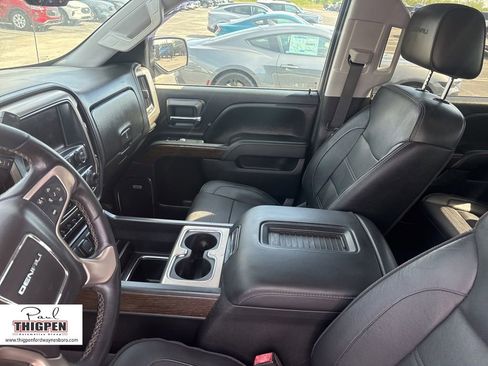 Used 2018 GMC Sierra 1500 Denali w/ Denali Ultimate Package image 12