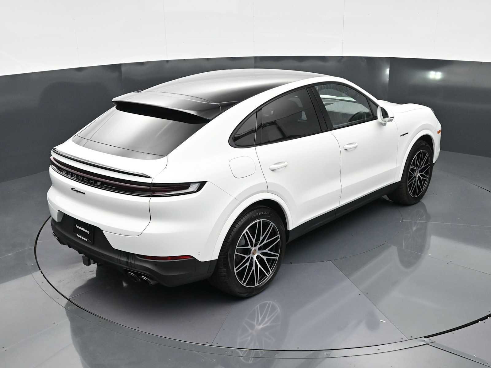 New 2025 Porsche Cayenne E-Hybrid Coupe AWD/4WD image 41