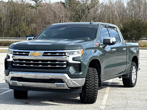Used 2025 Chevrolet Silverado 1500 LTZ w/ Z71 Off-Road Package image 3