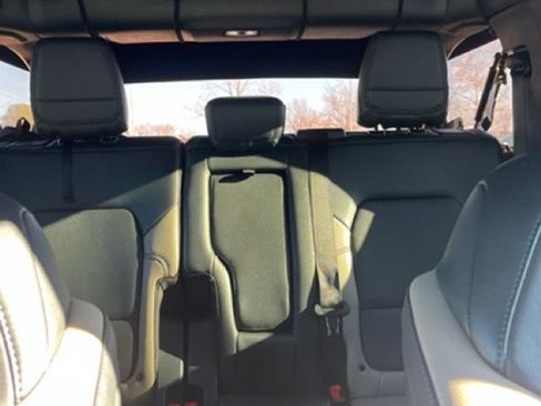 Certified 2022 Ford Bronco Wildtrak image 14