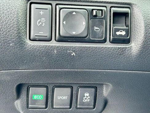 Used 2018 Nissan Sentra NISMO image 23