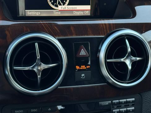 Used 2013 Mercedes-Benz GLK 350 2WD image 40