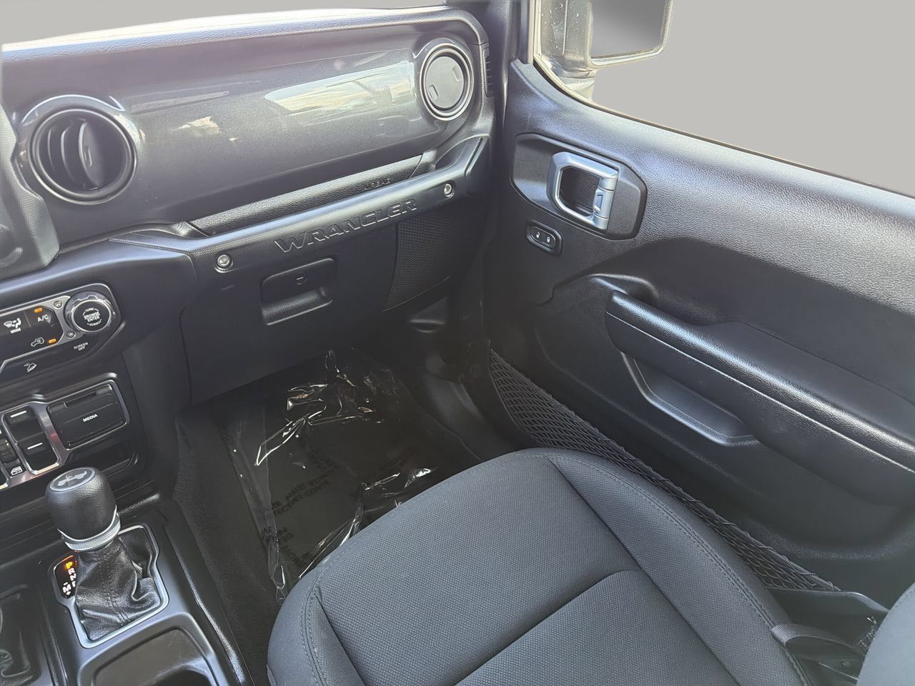 Used 2021 Jeep Wrangler Unlimited Sport AWD/4WD image 15