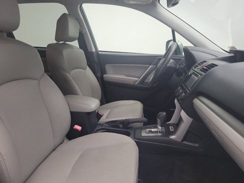 Used 2015 Subaru Forester 2.5i Limited AWD/4WD image 21