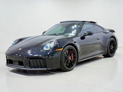 Used 2026 Porsche 911 Carrera GTS w/ Premium Package RWD image 10