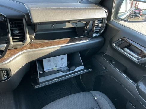 Used 2024 GMC Sierra 1500 Elevation w/ LPO, Elevation Black Package image 52