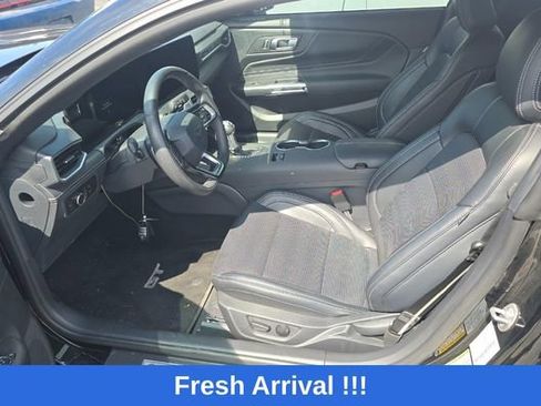 Used 2025 Ford Mustang GT Premium RWD image 12