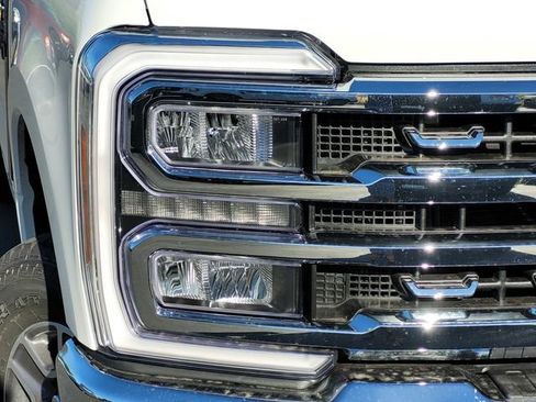 New 2026 Ford F250 Lariat AWD/4WD image 10