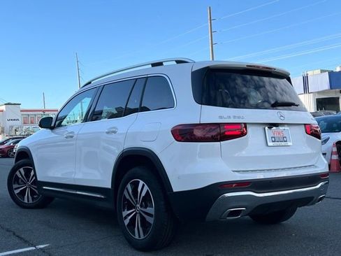 Used 2025 Mercedes-Benz GLB 250 GLB 250 w/ Winter Package image 14