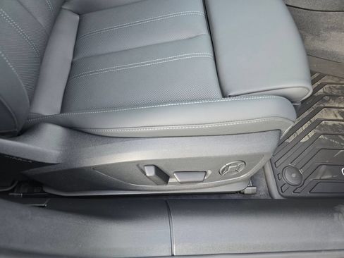 New 2026 Audi A6 Premium Plus AWD/4WD image 18