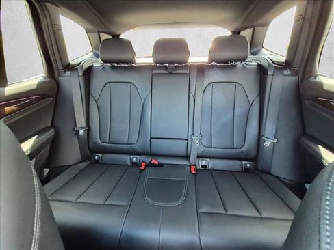 Used 2023 BMW X3 xDrive30i w/ Premium Package AWD/4WD image 18