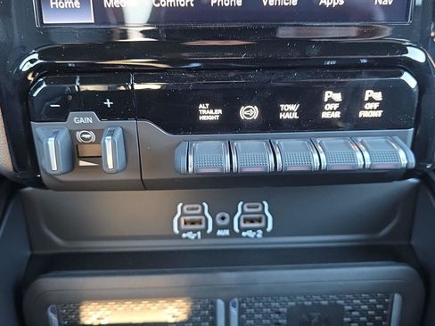 New 2026 RAM 2500 Rebel w/ Rebel Level 1 Equipment Group image 21