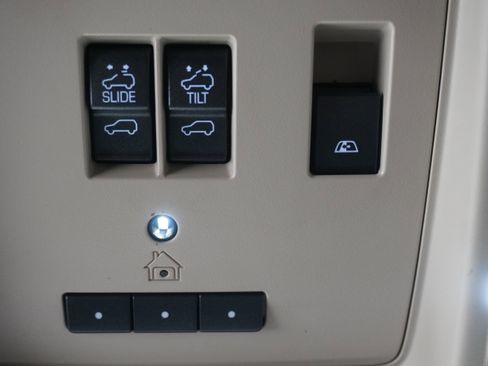 Used 2019 GMC Sierra 3500 Denali w/ Duramax Plus Package image 24