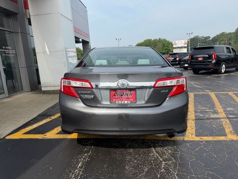 Used 2012 Toyota Camry XLE FWD image 6