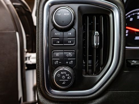 Used 2020 Chevrolet Silverado 1500 LTZ w/ LTZ Plus Package image 16