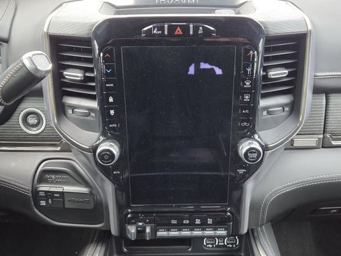 Used 2021 RAM 2500 Limited image 21