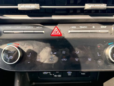 Used 2024 Hyundai Sonata SEL FWD image 23