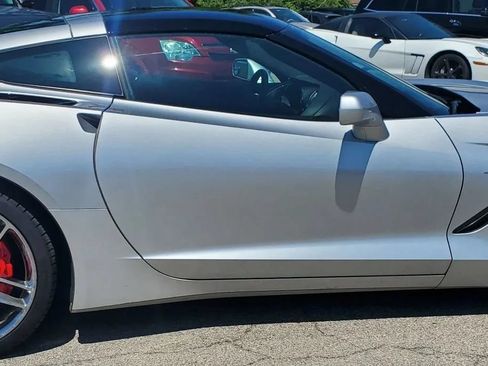 Used 2015 Chevrolet Corvette Stingray Coupe w/ Battery Protection Package RWD image 6