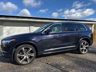 Used 2017 Volvo XC90 T8 Inscription w/ Luxury Package