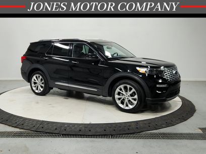 Used 2023 Ford Explorer Platinum w/ Technology Package