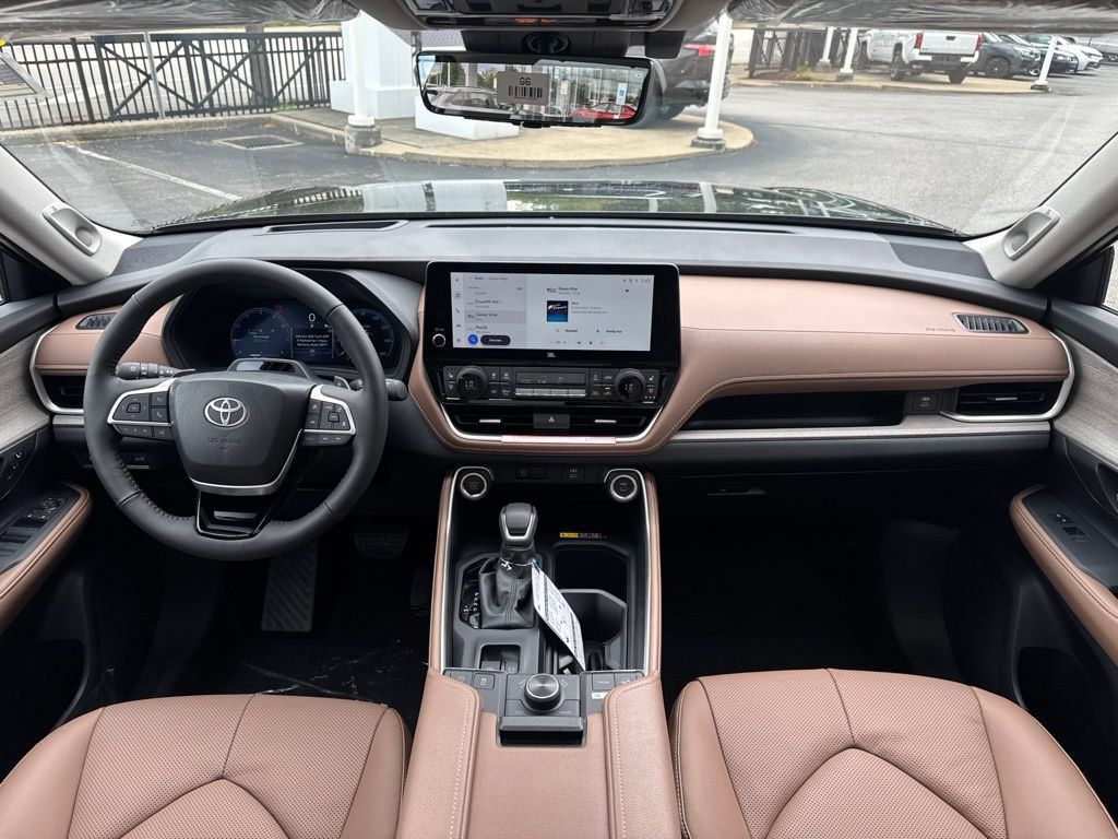 New 2026 Toyota Grand Highlander AWD image 17